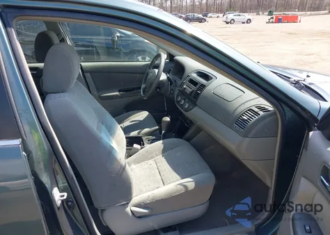 2005 Toyota Camry Le V6 from USA, damaged, VIN 4T1BF32K25U088844